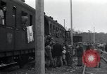 Immagine di Orfani ebraica da Buchenwald Campo di Concentramento seconda guerra mondiale Weimar in Germania, 1945, secondo 58 filmato di repertorio 65675073867