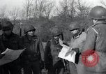 Immagine di Soldati statunitensi Alsdorf Germania, 1944, secondo 45 filmato di repertorio 65675073874