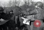 Immagine di Soldati statunitensi Alsdorf Germania, 1944, secondo 48 filmato di repertorio 65675073874