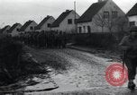 Immagine di Granata distrugge la scatola di pillole tedesco Alsdorf Germania, 1944, secondo 12 filmato di repertorio 65675073875