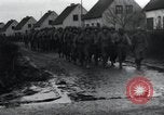Immagine di Granata distrugge la scatola di pillole tedesco Alsdorf Germania, 1944, secondo 20 filmato di repertorio 65675073875