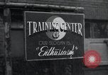Immagine di Granata distrugge la scatola di pillole tedesco Alsdorf Germania, 1944, secondo 33 filmato di repertorio 65675073875