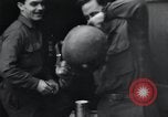 Immagine di Granata distrugge la scatola di pillole tedesco Alsdorf Germania, 1944, secondo 43 filmato di repertorio 65675073875