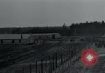 Image Wöbbelin Wobbelin () Camp de concentration Nazi Nanterre Allemagne, 1945, de la seconde 48 séquences d'archives historiques vidéo 65675073880