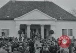 Immagine di Civili tedesco Neuchâtel Germania, 1945, secondo 24 filmato di repertorio 65675073881