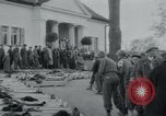 Immagine di Civili tedesco Neuchâtel Germania, 1945, secondo 33 filmato di repertorio 65675073881