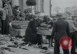 Immagine di Civili tedesco Neuchâtel Germania, 1945, secondo 35 filmato di repertorio 65675073881