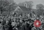 Immagine di Civili tedesco Neuchâtel Germania, 1945, secondo 57 filmato di repertorio 65675073881