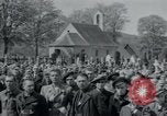Immagine di Civili tedesco Neuchâtel Germania, 1945, secondo 58 filmato di repertorio 65675073881