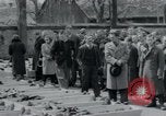 Immagine di Civili tedesco Neuchâtel Germania, 1945, secondo 60 filmato di repertorio 65675073881