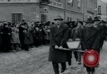 Immagine di Civili tedesco Neuchâtel Germania, 1945, secondo 12 filmato di repertorio 65675073882