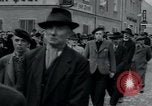 Immagine di Civili tedesco Neuchâtel Germania, 1945, secondo 17 filmato di repertorio 65675073882