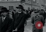 Immagine di Civili tedesco Neuchâtel Germania, 1945, secondo 21 filmato di repertorio 65675073882