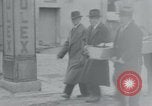 Immagine di Civili tedesco Neuchâtel Germania, 1945, secondo 23 filmato di repertorio 65675073882