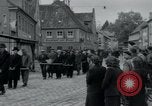 Immagine di Civili tedesco Neuchâtel Germania, 1945, secondo 31 filmato di repertorio 65675073882