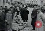 Immagine di Civili tedesco Neuchâtel Germania, 1945, secondo 38 filmato di repertorio 65675073882