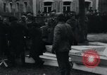 Immagine di Civili tedesco Neuchâtel Germania, 1945, secondo 17 filmato di repertorio 65675073883