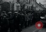 Immagine di Civili tedesco Neuchâtel Germania, 1945, secondo 33 filmato di repertorio 65675073883