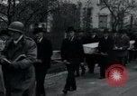 Immagine di Civili tedesco Neuchâtel Germania, 1945, secondo 43 filmato di repertorio 65675073883