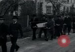 Immagine di Civili tedesco Neuchâtel Germania, 1945, secondo 55 filmato di repertorio 65675073883
