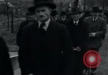 Immagine di Civili tedesco Neuchâtel Germania, 1945, secondo 58 filmato di repertorio 65675073883