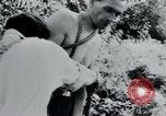 Immagine di Prigionieri di camp Belgio, 1945, secondo 10 filmato di repertorio 65675073888
