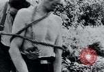 Immagine di Prigionieri di camp Belgio, 1945, secondo 13 filmato di repertorio 65675073888