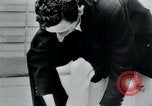 Immagine di Prigionieri di camp Belgio, 1945, secondo 15 filmato di repertorio 65675073889
