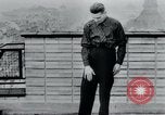 Immagine di Prigionieri di camp Belgio, 1945, secondo 25 filmato di repertorio 65675073889