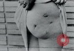 Immagine di Prigionieri di camp Belgio, 1945, secondo 50 filmato di repertorio 65675073889