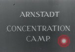 Standbild Polnischen und Russischen Opfer im Konzentrationslager Arnstadt Deutschland, 1945, aus Sekunde 8 historischem Filmmaterial Videoclip 65675073891