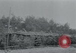 Standbild Polnischen und Russischen Opfer im Konzentrationslager Arnstadt Deutschland, 1945, aus Sekunde 21 historischem Filmmaterial Videoclip 65675073891