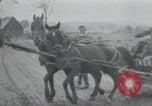Standbild USA Offiziere Cham Deutschland, 1945, aus Sekunde 14 historischem Filmmaterial Videoclip 65675073895