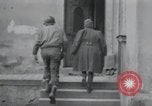 Standbild USA Offiziere Cham Deutschland, 1945, aus Sekunde 50 historischem Filmmaterial Videoclip 65675073895