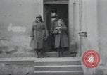 Standbild USA Offiziere Cham Deutschland, 1945, aus Sekunde 56 historischem Filmmaterial Videoclip 65675073895