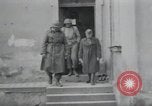 Standbild USA Offiziere Cham Deutschland, 1945, aus Sekunde 61 historischem Filmmaterial Videoclip 65675073895