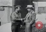 Standbild Allgemeine Raymond McLain S Weilheim Deutschland, 1945, aus Sekunde 9 historischem Filmmaterial Videoclip 65675073899