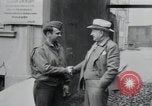 Standbild Allgemeine Raymond McLain S Weilheim Deutschland, 1945, aus Sekunde 13 historischem Filmmaterial Videoclip 65675073899