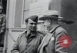 Standbild Allgemeine Raymond McLain S Weilheim Deutschland, 1945, aus Sekunde 25 historischem Filmmaterial Videoclip 65675073899