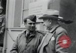 Standbild Allgemeine Raymond McLain S Weilheim Deutschland, 1945, aus Sekunde 27 historischem Filmmaterial Videoclip 65675073899