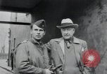 Standbild Allgemeine Raymond McLain S Weilheim Deutschland, 1945, aus Sekunde 35 historischem Filmmaterial Videoclip 65675073899