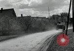 Immagine di Prigionieri di camp Germania, 1945, secondo 18 filmato di repertorio 65675073900