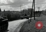 Immagine di Prigionieri di camp Germania, 1945, secondo 25 filmato di repertorio 65675073900