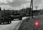 Immagine di Prigionieri di camp Germania, 1945, secondo 29 filmato di repertorio 65675073900