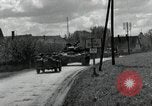 Immagine di Prigionieri di camp Germania, 1945, secondo 31 filmato di repertorio 65675073900