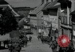 Immagine di Prigionieri di camp Germania, 1945, secondo 51 filmato di repertorio 65675073900