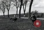 Standbild 20 Armored Division Deutschland, 1945, aus Sekunde 5 historischem Filmmaterial Videoclip 65675073901