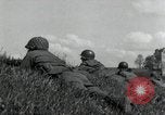 Standbild 20 Armored Division Deutschland, 1945, aus Sekunde 60 historischem Filmmaterial Videoclip 65675073901