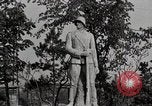 Standbild USA Soldat Deutschland, 1945, aus Sekunde 21 historischem Filmmaterial Videoclip 65675073904