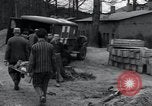 Immagine di Prigionieri ammalati Germania, 1945, secondo 20 filmato di repertorio 65675073913